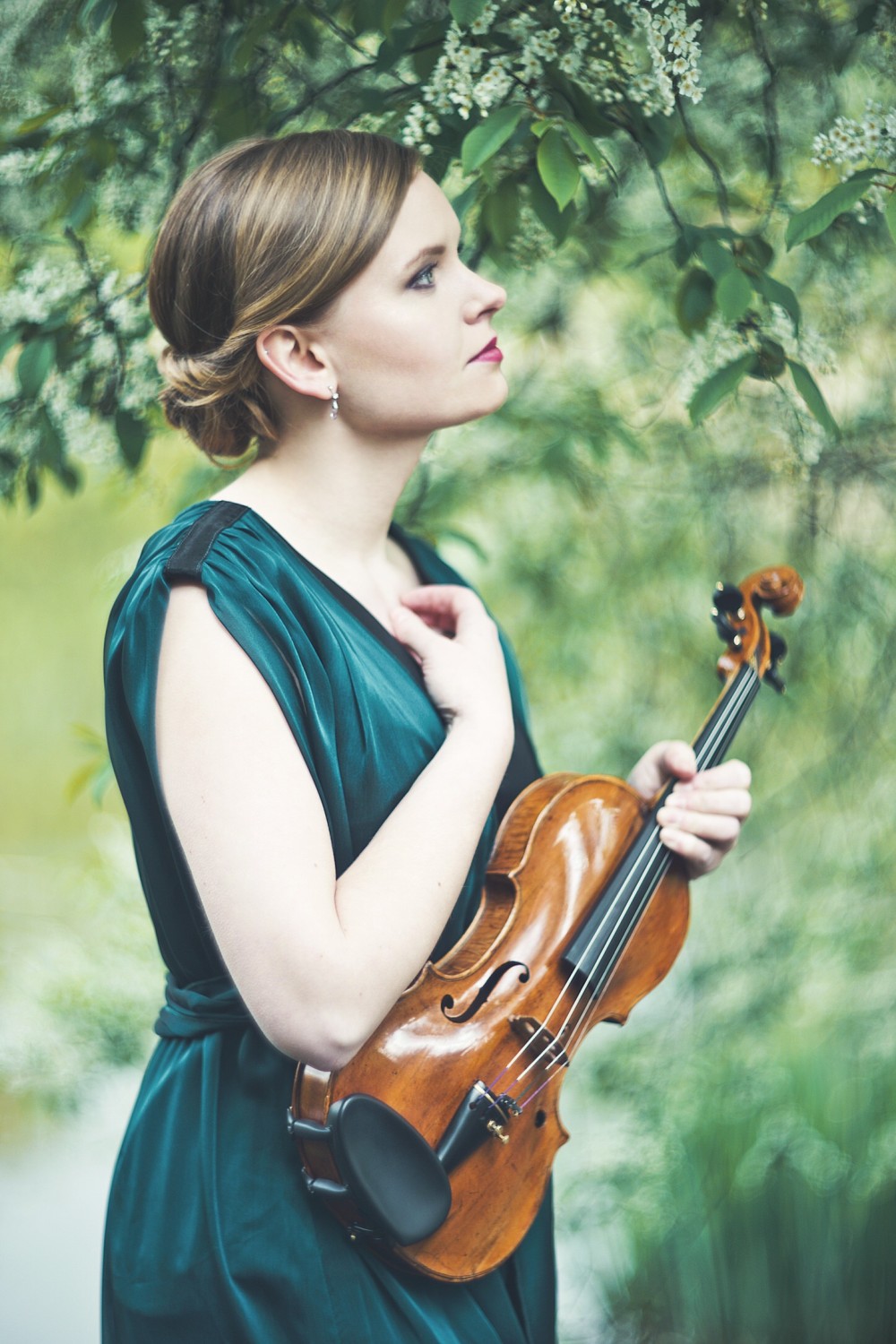 Oriana Masternak (violin)